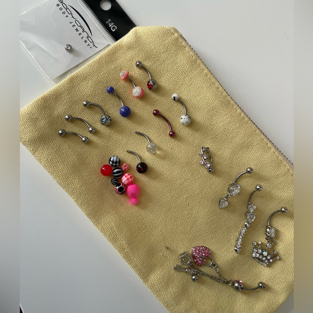 Miscellaneous belly button rings